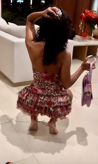 Saweetie feet photo thumbnail