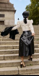 Saweetie feet photo thumbnail