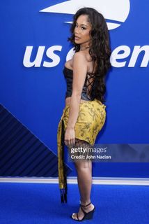 Saweetie feet photo 12