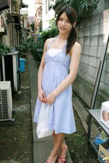 Sayaka Akimoto feet photo 9