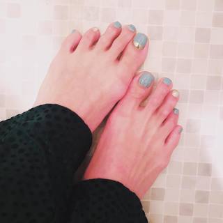 Sayaka Akimoto feet photo 8
