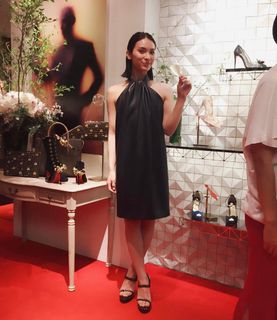 Sayaka Akimoto feet photo 11