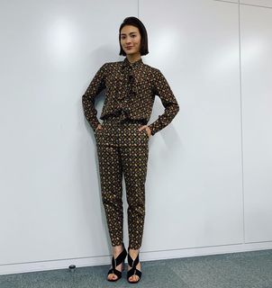 Sayaka Akimoto feet photo 11