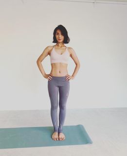Sayaka Akimoto feet photo 17