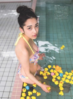 Sayaka Tomaru feet photo thumbnail