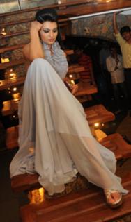 Sayali Bhagat feet photo 3