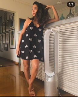 Sayani Gupta feet photo 7