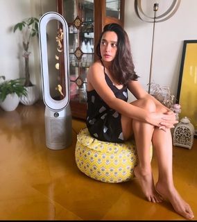 Sayani Gupta feet photo 6