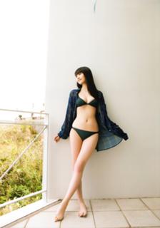 Sayumi Michishige feet photo 7
