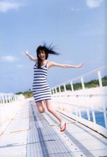 Sayumi Michishige feet photo 6