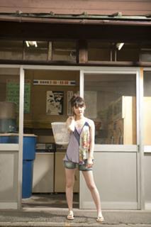 Sayumi Michishige feet photo 3