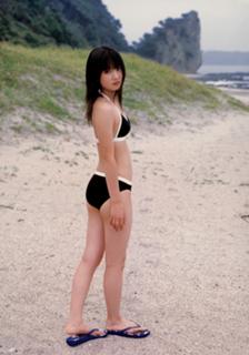 Sayumi Michishige feet photo 4