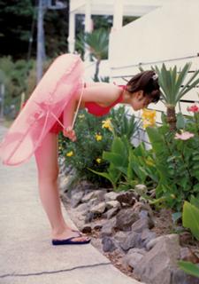 Sayumi Michishige feet photo 3