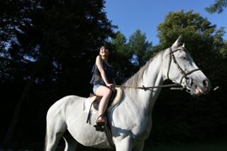 Sayumi Michishige feet photo 9