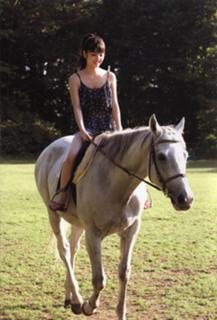 Sayumi Michishige feet photo 12