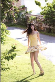 Sayumi Michishige feet photo 4
