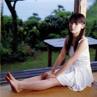 Sayumi Michishige feet photo 20