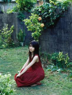 Sayumi Michishige feet photo 12