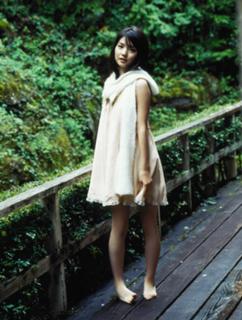 Sayumi Michishige feet photo 2