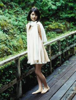 Sayumi Michishige feet photo 1