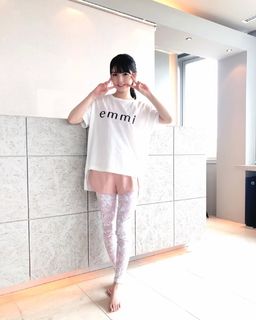 Sayumi Michishige feet photo 15