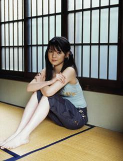 Sayumi Michishige feet photo 14