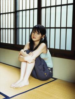 Sayumi Michishige feet photo 13