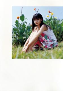 Sayumi Michishige feet photo 4