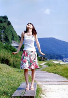 Sayumi Michishige feet photo 3