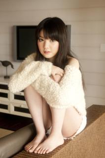 Sayumi Michishige feet photo 17