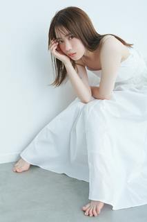 Sayuri Date feet photo 1