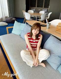 Sayuri Date feet photo 3