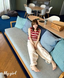 Sayuri Date feet photo 2