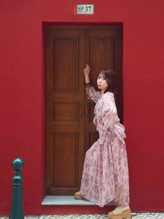 Sayuri Date feet photo 8