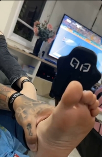 Sayuri Mattar feet photo 3