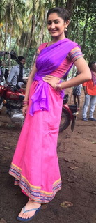 Sayyeshaa Saigal feet photo 1