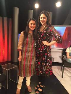 Sayyeshaa Saigal feet photo 1