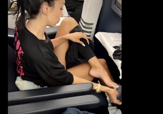 Scarlet Vas feet photo thumbnail