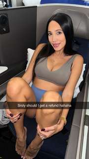 Scarlet Vas feet photo thumbnail
