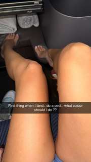 Scarlet Vas feet photo thumbnail