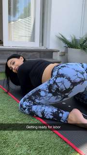 Scarlet Vas feet photo thumbnail