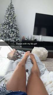 Scarlet Vas feet photo thumbnail