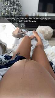 Scarlet Vas feet photo thumbnail