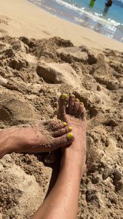Scarlet Vas feet photo thumbnail