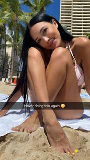 Scarlet Vas feet photo thumbnail