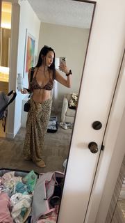 Scarlet Vas feet photo thumbnail