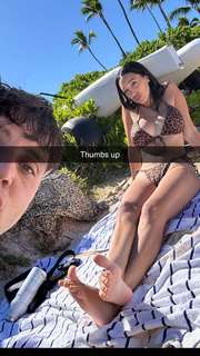Scarlet Vas feet photo thumbnail