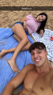 Scarlet Vas feet photo thumbnail