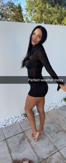 Scarlet Vas feet photo thumbnail