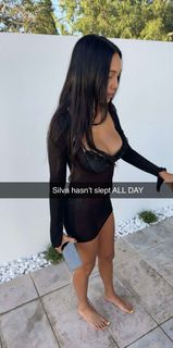 Scarlet Vas feet photo thumbnail